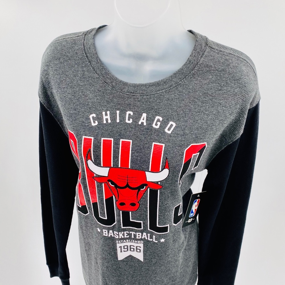 🎉Authentic NBA Chicago Bulls Long Sleeve ShirtA01 - Picture 4 of 7